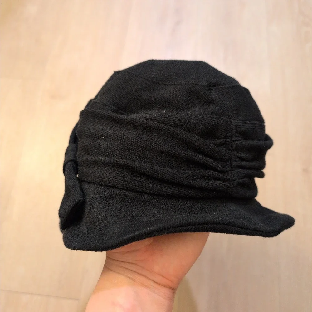 Comhats Black Cloche Bucket Hat Ruched Bow Gold Logo Charm Women Large
